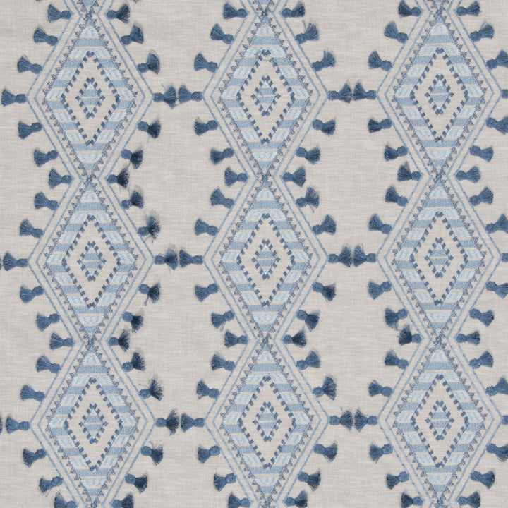 S3142 Bluebell by Greenhouse Fabric 71% Polyester, 29% Cotton With 100% Polyester Embroidery INDIA 9,000 </p><p>Repeat: 6.5" H, 6.25" V 52" - Fabric Carolina -