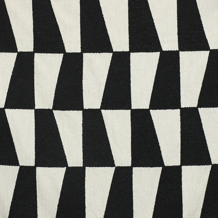 S3158 Domino by Greenhouse Fabric M03: Memos by COLOR 90% Polyester, 10% Linen With 99% Polyester, 1% Nylon Embroidery India 9,000 double rubs </p><p>Repeat: 6.25" H, 15" V 52" - Fabric Carolina -