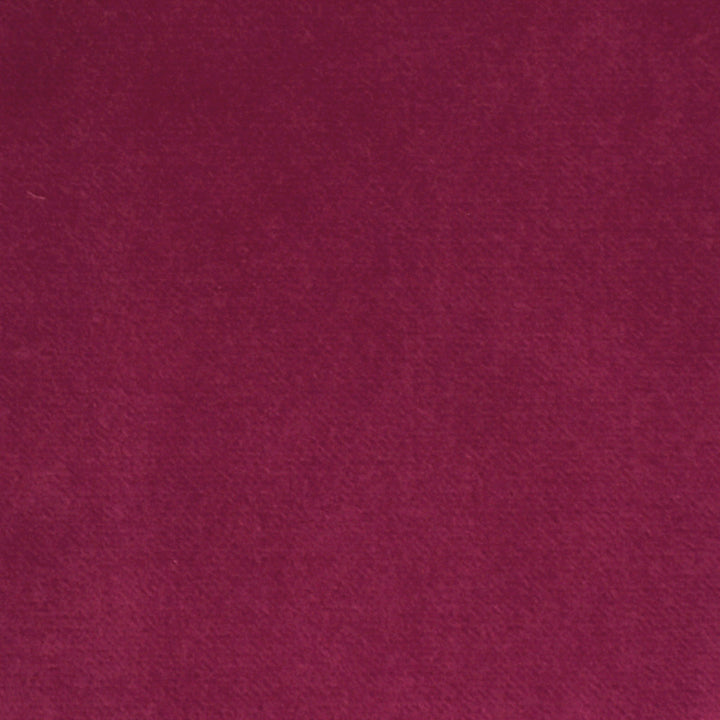 S3333 Magenta by Greenhouse Fabric S44: Velvet Essentials 75% Polyester, 25% Cotton China 201,000 double rubs </p><p>Repeat: None 54" - Fabric Carolina -