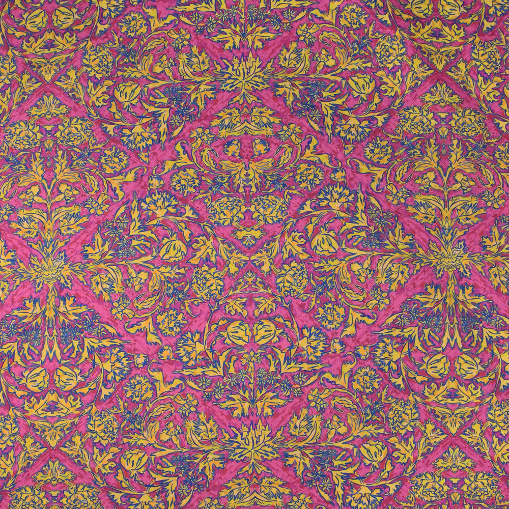S3421 Latana by Greenhouse Fabric M04: Memos by Color 90% Cotton, 10% Linen Pakistan 12,000 double rubs </p><p>Repeat: 27" H, 25.25" V 54" - Fabric Carolina -