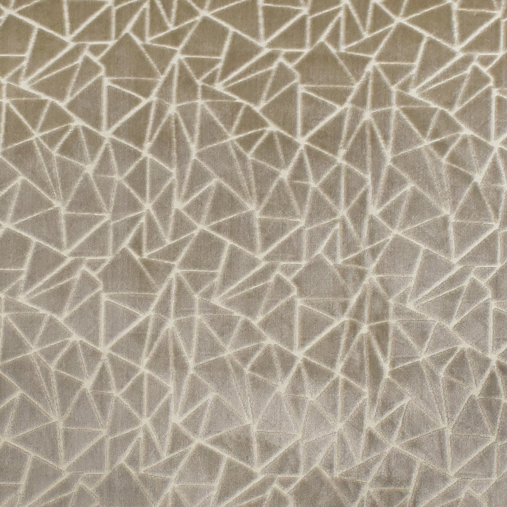 S3592 Moonlight by Greenhouse Fabric 88% Spun Viscose, 12% Polyester India 24,000 double rubs </p><p>Repeat: 7" H, 7.5" V 59" - Fabric Carolina -
