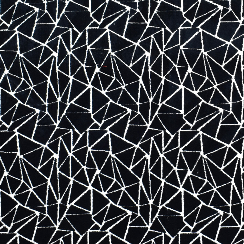 S3604 Black by Greenhouse Fabric 88% Spun Viscose, 12% Polyester India 24,000 </p><p>Repeat: 7" H, 7.5" V 59" - Fabric Carolina -