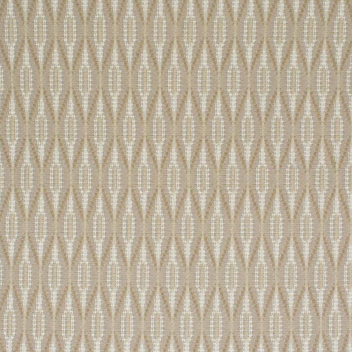 S3670 Dune by Greenhouse Fabric 58.67% Polyester, 41.33% Cotton USA 33,000 double rubs </p><p>Repeat: 2.875" H, .813" V 56" - Fabric Carolina -