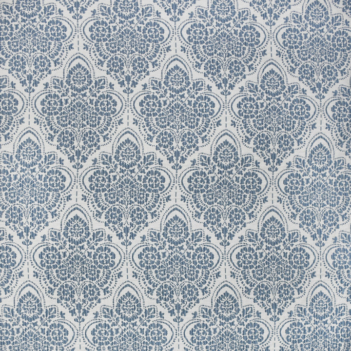 S3770 Cornflower by Greenhouse Fabric S50: Crypton Home Blues 30.84% Cotton, 30.16% Pcr Polyester, 28.49% Polyester, 10.51% Rayon USA 54,000 double rubs Performance </p><p>Repeat: 13.75" H, 9.063" V 55" - Fabric Carolina -