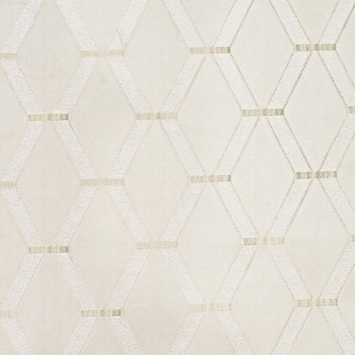 S3875 Vanilla by Greenhouse Fabric 52% Cotton, 48% Polyester India 65,000 </p><p>Repeat: 3.13" H, 3.75" V 56" - Fabric Carolina -