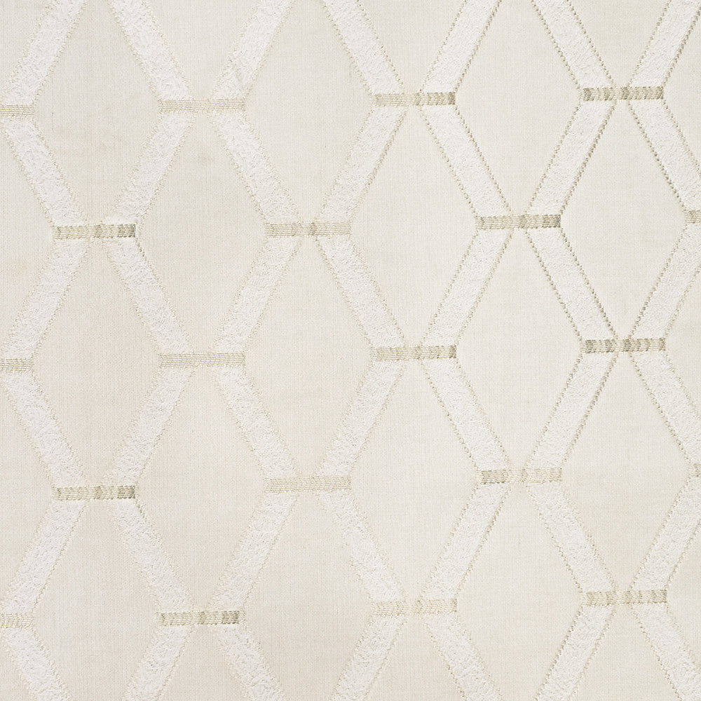 S3875 Vanilla by Greenhouse Fabric S52: Oyster 52% Cotton, 48% Polyester India 65,000 double rubs </p><p>Repeat: 3.13" H, 3.75" V 56" - Fabric Carolina -