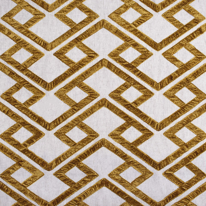 S3934 Amber by Greenhouse Fabric S53: Meadow 68% Polyester, 21% Linen, 11% Cotton With 100% Polyester Embroidery India 9,000 double rubs </p><p>Repeat: 10.9" H, 4.1" V 54" - Fabric Carolina -