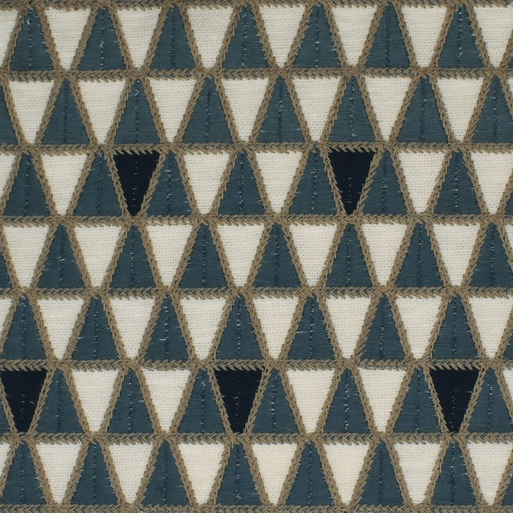 S4005 Horizon by Greenhouse Fabric 71% Polyester, 29% Cotton With 100% Viscose Embroidery India 9,000 double rubs </p><p>Repeat: 3.25" H, 6.4" V 52" - Fabric Carolina -