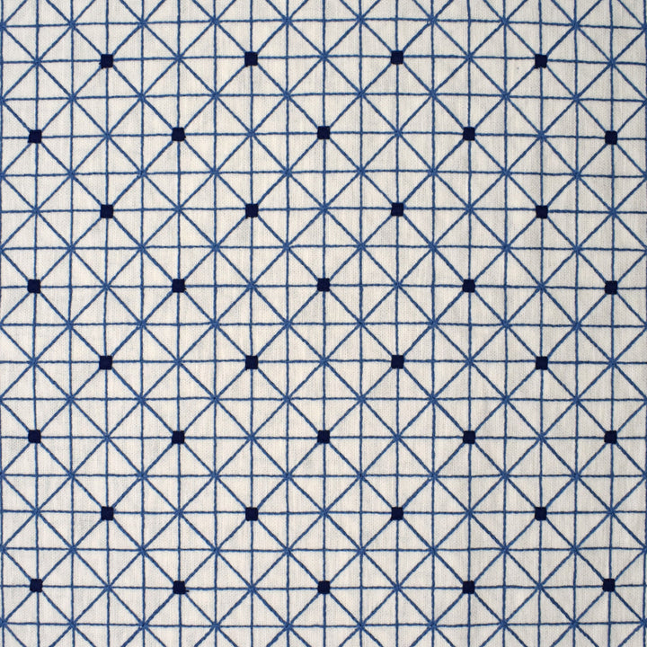 S4008 Porcelain by Greenhouse Fabric 71% Polyester, 29% Cotton With 100% Viscose Embroidery India 9,000 double rubs </p><p>Repeat: 3.25" H, 3.2" V 52" - Fabric Carolina -