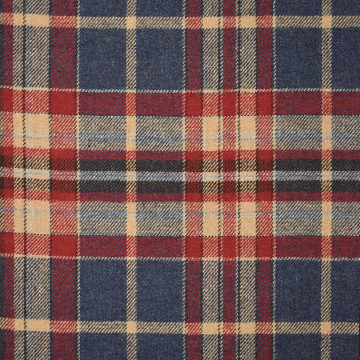 S4040 Bristol by Greenhouse Fabric 40% Wool, 35% Polyester, 15% Nylon, 10% Acrylic India 51,000 double rubs </p><p>Repeat: 13.5" H, 13.34" V 55" - Fabric Carolina -