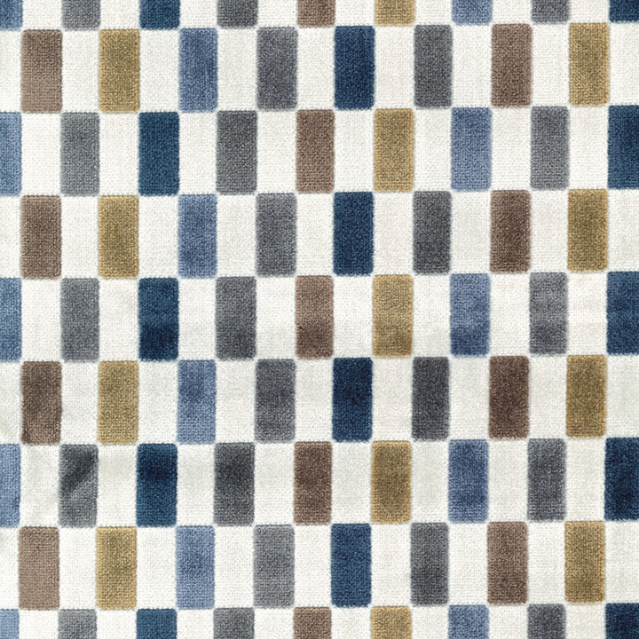 S4117 Prussian by Greenhouse Fabric 57% Rayon, 43% Polyester Indonesia 37,000 double rubs </p><p>Repeat: 7.25" H, 2.5" V 58" - Fabric Carolina -