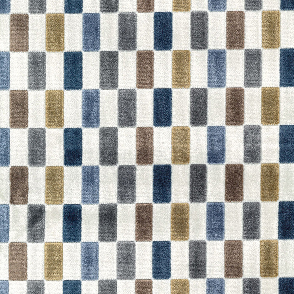 S4117 Prussian by Greenhouse Fabric 57% Rayon, 43% Polyester Indonesia 37,000 double rubs </p><p>Repeat: 7.25" H, 2.5" V 58" - Fabric Carolina -