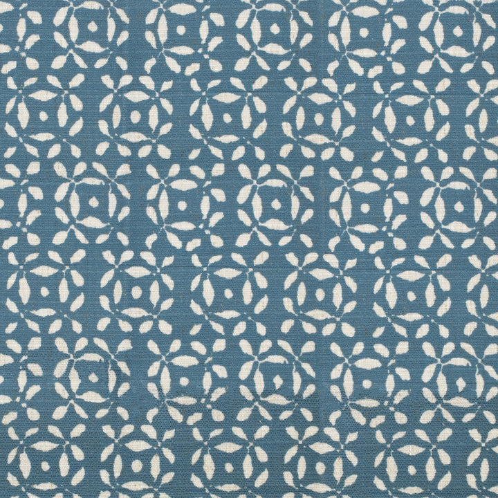 S4147 Peacock by Greenhouse Designer Fabric 91% Polyester, 9% Linen China 53,000 double rubs </p><p>Repeat: 9" H, 8.5" V 56" - Swanky Fabrics -
