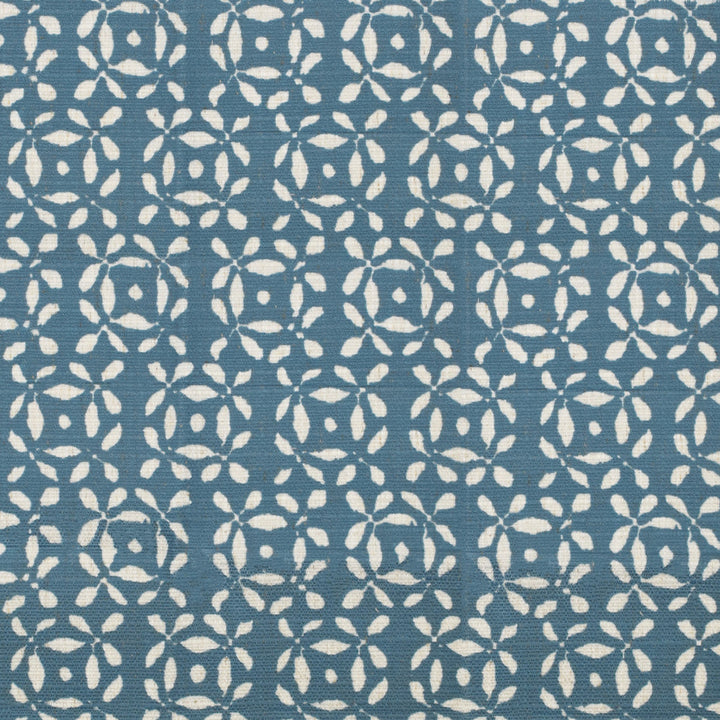 S4147 Peacock by Greenhouse Fabric 91% Polyester, 9% Linen China 53,000 </p><p>Repeat: 9" H, 8.5" V 56" - Fabric Carolina -