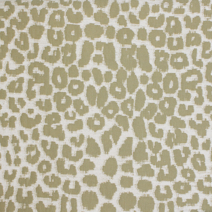 S4370 Pearl by Greenhouse Fabric 100% Polyester USA 50,000 </p><p>Repeat: 16.778" H, 27" V 54" - Fabric Carolina -