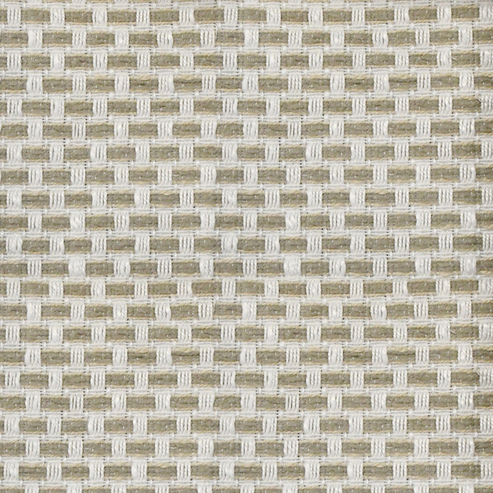 S4404 Twine by Greenhouse Fabric 98.28% Polyester (Uv), 1.72% Pcr Polyester (Uv) USA 63,000 </p><p>Repeat: .5" H, .5" V 58" - Fabric Carolina -