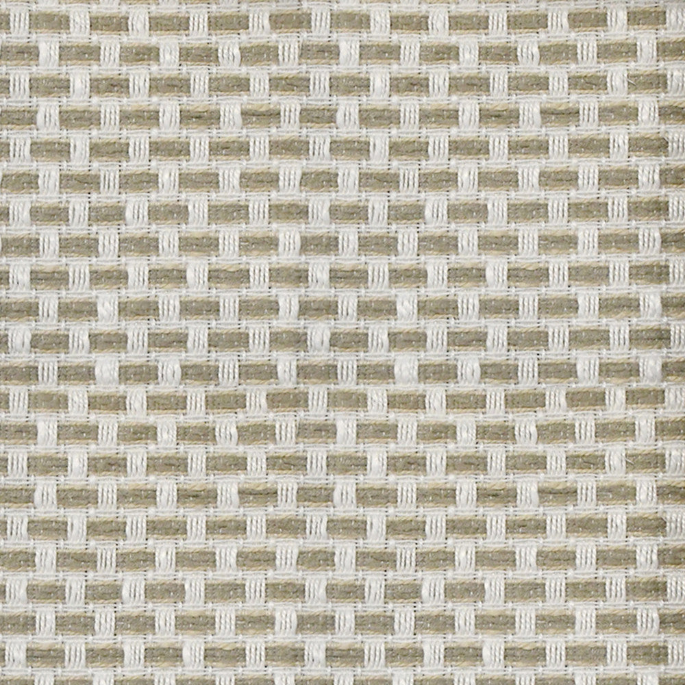 S4404 Twine by Greenhouse Fabric S62: Outdoor Performance 98.28% Polyester (Uv), 1.72% Pcr Polyester (Uv) USA 63,000 double rubs </p><p>Repeat: .5" H, .5" V 58" - Fabric Carolina -