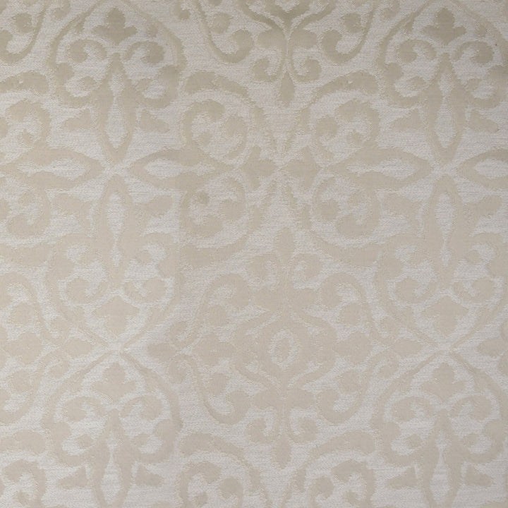 S4620 Pearl by Greenhouse Fabric 78% Polyester, 22% Cotton India 15,000 </p><p>Repeat: 9.3" H, 9.4" V 54" - Fabric Carolina -