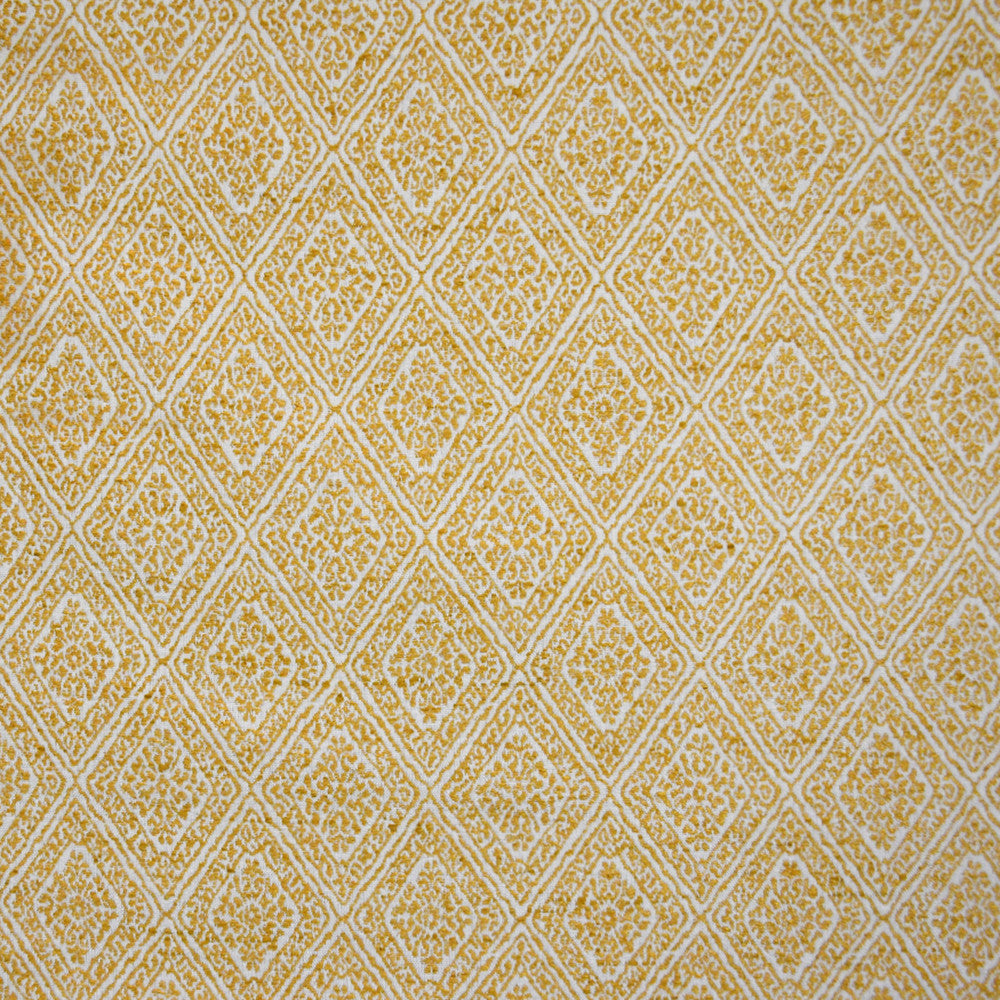 S4902 Gold by Greenhouse Fabric S71: Spring 58% Polyester, 42% Cotton India 34,000 double rubs </p><p>Repeat: 2.75" H, 4.25" V 54" - Fabric Carolina -