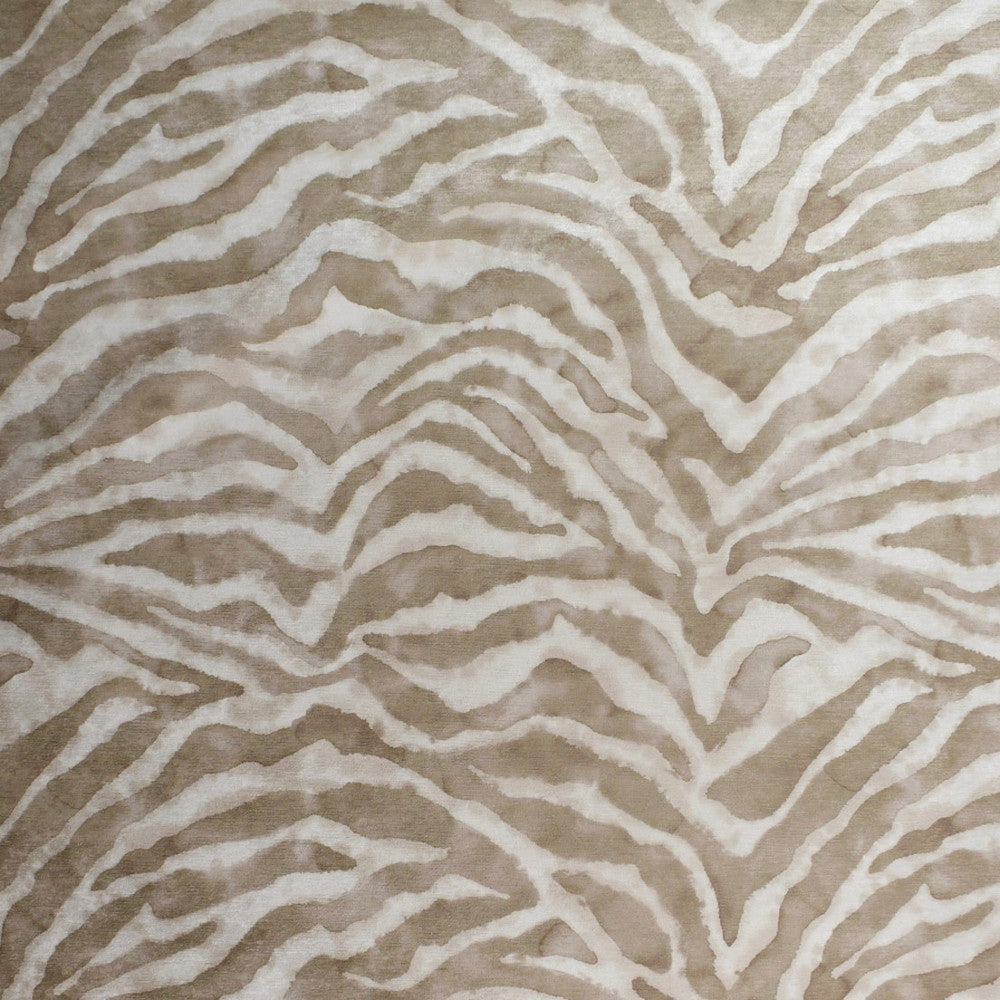 S4992 Cashew by Greenhouse Fabric 100% Polyester China 51,000 </p><p>Repeat: 27" H, 25.25" V 54" - Fabric Carolina -