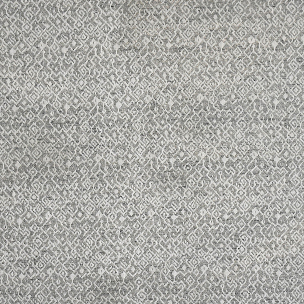 S5016 Fog by Greenhouse Fabric 61% Polyester, 39% Cotton India 100,000 </p><p>Repeat: 3.55" H, 4.05" V 54" - Fabric Carolina -