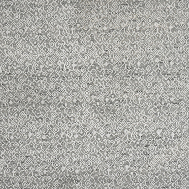 S5016 Fog by Greenhouse Fabric 61% Polyester, 39% Cotton India 100,000 </p><p>Repeat: 3.55" H, 4.05" V 54" - Fabric Carolina -