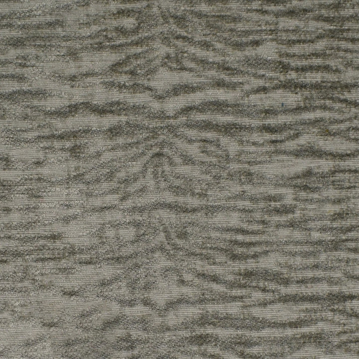 S5032 Pewter by Greenhouse Fabric 100% Polyester India 51,000 </p><p>Repeat: 2.63" H, 1.97" V 54" - Fabric Carolina -