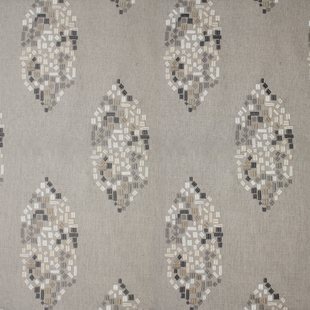 S5033 Glacier by Greenhouse Fabric S73: Onyx 36% Polyester, 26% Cotton, 22% Viscose, 16% Linen China 40,000 double rubs </p><p>Repeat: 8.5" H, 11.75" V 56" - Fabric Carolina -