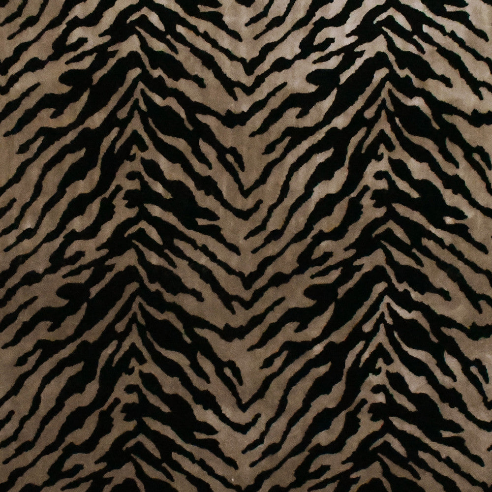 S5475 Mercury by Greenhouse Fabric 67% Viscose, 29% Polyester, 4% Cotton Belgium 50,000 </p><p>Repeat: 14" H, 12" V 55" - Fabric Carolina -
