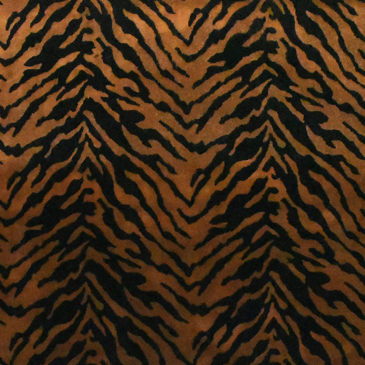 S5518 Ginger by Greenhouse Fabric 67% Viscose, 29% Polyester, 4% Cotton Belgium 50,000 </p><p>Repeat: 14" H, 12" V 55" - Fabric Carolina -