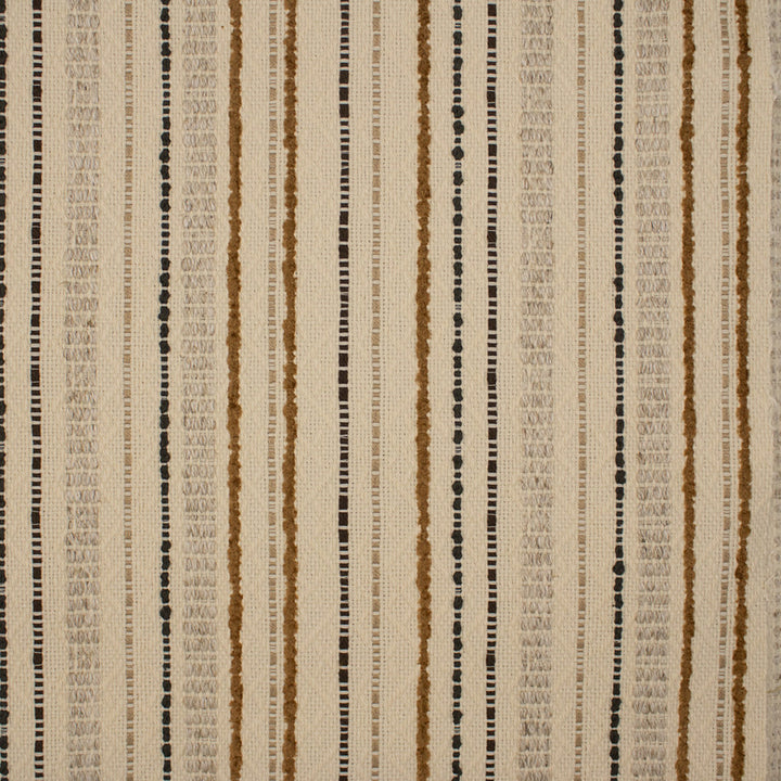 S5579 Chestnut by Greenhouse Fabric 55.16% Cotton, 26.94% Pcr Polyester, 14.39% Rayon, 3.51% Flax USA 33,000 </p><p>Repeat: 2.25" H, 7.563" V 55" - Fabric Carolina -