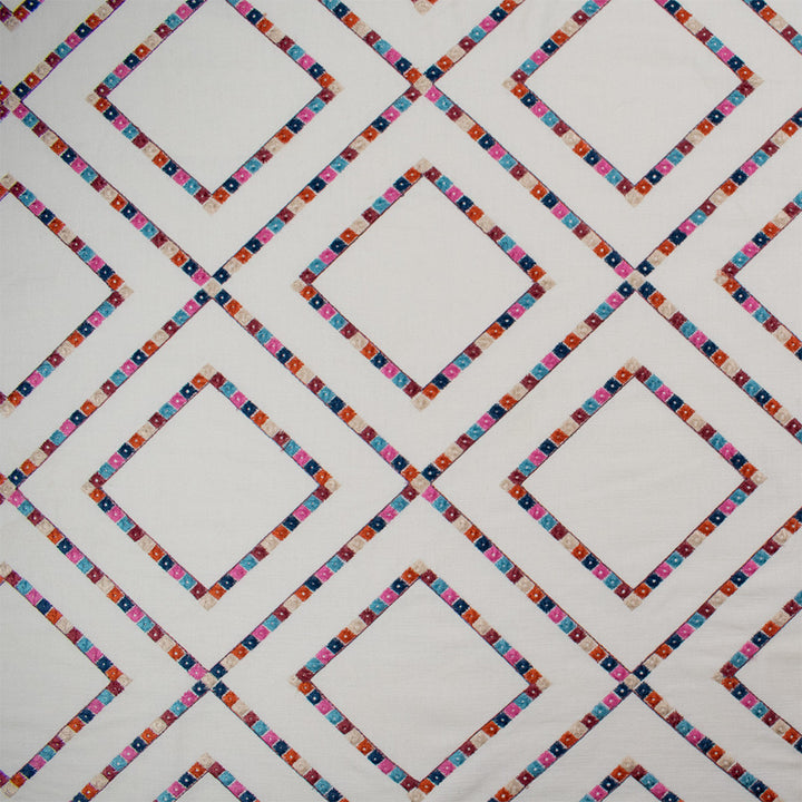 S5847 Carnival by Greenhouse Fabric 100% Cotton With 100% Viscose Embroidery India 9,000 </p><p>Repeat: 12.5" H, 11.5" V 52" - Fabric Carolina -