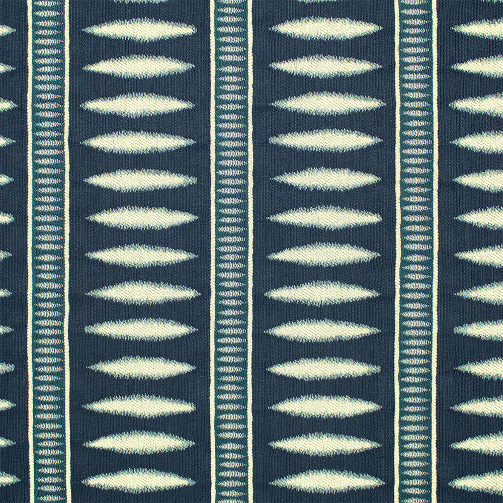S6778 Indigo by Greenhouse Fabric 54.87% Polyester, 45.13% Cotton USA 33,000 </p><p>Repeat: 14.5" H, 13.5" V 56" - Fabric Carolina -