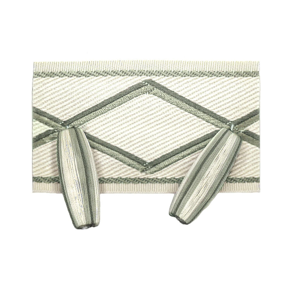 Sabadilla 4 Grey by Stout Trim Stout Trim Sabadilla 4 GreyTrim METROPOLITAN TRIM CHINA </p><p>Repeat: H: 2.750, V: 0.000 3.25 in - Fabric Carolina -