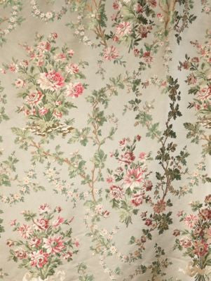 <p>La Belle Jardiniere Cream Rose SB28660011 by Scalamandre Fabric</p><p><strong>Required Minimum Quantity Purchase: Fabrics by the yard 1 YARD MINIMUM </p><p>Book: CLASSICS</p><p>Content: 100% SILK</p><p>Origin: ITALY</p><p>Performance: MEDIUM DUTY</p><p>Repeat: Horizontal: 51.25" and Vertical: 27.75"</p><p>Width: 55.5</p>