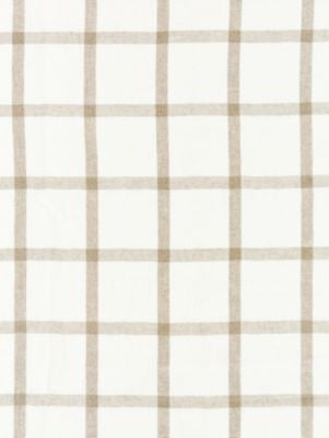 <p>Wilton Linen Check Linen SC271520001 by Scalamandre Fabric</p><p><strong>Required Minimum Quantity Purchase: Fabrics by the yard 1 YARD MINIMUM </p><p>Book: CHATHAM STRIPES & PLAIDS</p><p>Content: 100% LINEN</p><p>Origin: INDIA</p><p>Performance: MEDIUM DUTY</p><p>Repeat: Horizontal: 5.25" and Vertical: 4.5"</p><p>Width: 53</p>