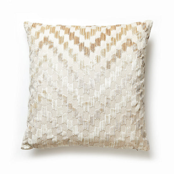 Ankara Pillow/Sisal Sc 0001Ankapill by The House of Scalamandre
 Pillow 49% RAYON / 31% COTTON /|20% VISCOSE Horizontal: and Vertical: - Fabric Carolina -