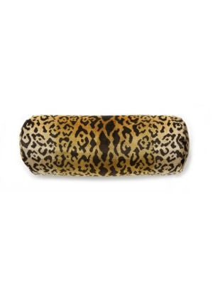 <p>Leopardo Pillow 21 X 7 - Ivory, Gold & Black SCBLEOPPILL0001 by Scalamandre Pillows</p><p><strong>Required Minimum Quantity Purchase: Product</p><p>Book: </p><p>Content: 60% SILK 27% COTTON 13% POLYESTER</p><p>Origin: U.S.A.</p><p>Performance: MEDIUM DUTY</p><p>Repeat: Horizontal: 33.5" and Vertical: 26"</p><p>Width: 0</p>