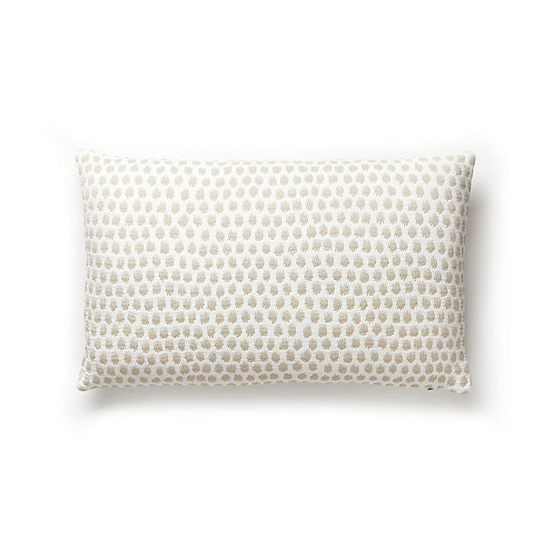 Dot Weave Lumbar Sand by Scalamandre
 Pillow Scalamandre
 Pillow Dot Weave Lumbar SandPillow 100% COTTON USA </p><p>Repeat: H: 19.625", V: 13" 52.75" - Fabric Carolina -