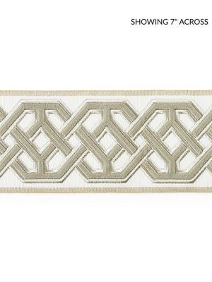 <p>Beaufort Velvet Tape Linen SCT33220001 by Scalamandre Trim</p><p><strong>Required Minimum Quantity Purchase: Fabrics by the yard 1 YARD MINIMUM </p><p>Book: CHINOIS CHIC</p><p>Content: 49% RAYON 27% POLYESTER 24% FIBRANNE</p><p>Origin: CHINA</p><p>Performance: LIGHT DUTY</p><p>Repeat: Horizontal: 2.125" and Vertical: </p><p>Width: 3.25</p>