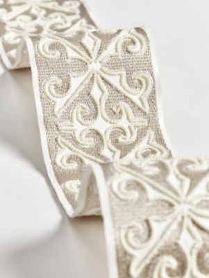 Saxony Embellished Tape Pearl SCT33370001 by Scalamandre Trim THE METROPOLITAN MUSEUM OF ART 50% POLYURETHANE 40% BEADS 10% VISCOSE INDIA LIGHT DUTY Horizontal: 3.15" and Vertical: 0" 3 - Fabric Carolina -