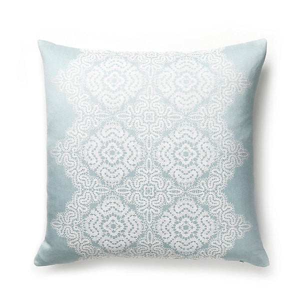 Josephine Blue Mist by Scalamandre
 Pillow Scalamandre
 Pillow Josephine Blue MistPillow 60% COTTON 25% LINEN 15% POLYESTER USA </p><p>Repeat: H: 17", V: 28" 55" - Fabric Carolina -