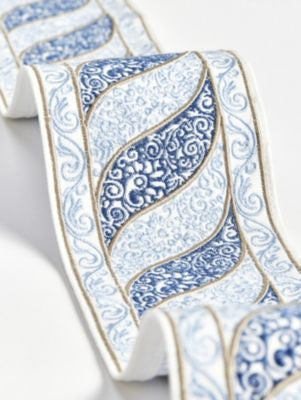 Paisley Embroidered Tape Fountain SCT33400004 by Scalamandre Trim THE METROPOLITAN MUSEUM OF ART 40% COTTON 40% LINEN 15% VISCOSE 5% POLYESTER INDIA LIGHT DUTY Horizontal: 2.6" and Vertical: 0" 4 - Fabric Carolina -