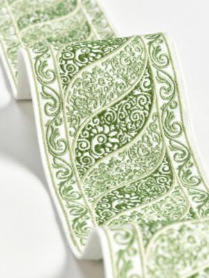 Paisley Embroidered Tape Meadow SCT33400005 by Scalamandre Trim THE METROPOLITAN MUSEUM OF ART 40% COTTON 40% LINEN 15% VISCOSE 5% POLYESTER INDIA LIGHT DUTY Horizontal: 2.6" and Vertical: 0" 4 - Fabric Carolina -