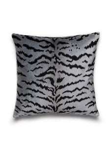 Scalamandre Pillows Tigre Pillow 22 X 22 - Silver & Black