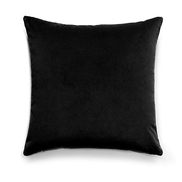 Indus Onyx by Scalamandre
 Pillow Scalamandre
 Pillow Indus OnyxPillow 100% COTTON ITALY </p><p>Repeat: H: , V: - Fabric Carolina -