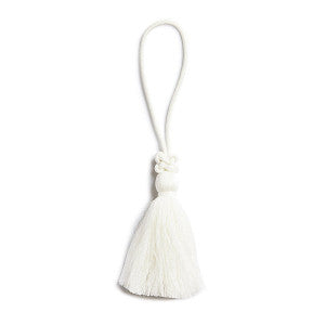Beach Tassel/Whelk Sc 0001Kt1100 by Scalamandre
 Trim