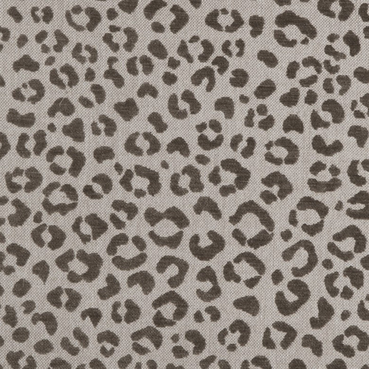 Stampede (New) # 10 Nut by Maxwell Fabric 71% ACRYLIC 17% POLYESTER
7% LINEN 5% VISCOSE TURKEY </p><p>Repeat: Horizontal: H-13.75 and Vertical: V-13.5 55.1" - Fabric Carolina -