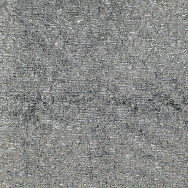 Snow Leopard # 26 Smoke by Maxwell Fabric 65% POLYESTER 30% ACRYLIC
5% VISCOSE TURKEY </p><p>Repeat: Horizontal: H-13.8 and Vertical: V-27.3 55.5" - Fabric Carolina -