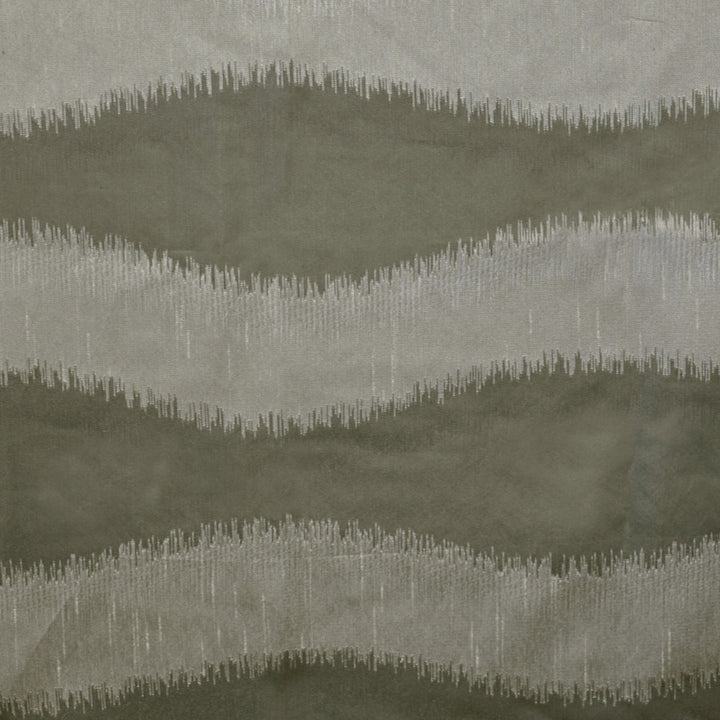 Solar Storm # 104 Moray by Maxwell Fabric 100% POLYESTER TURKEY </p><p>Repeat: Horizontal: H-15 and Vertical: V-23 128" - Fabric Carolina -